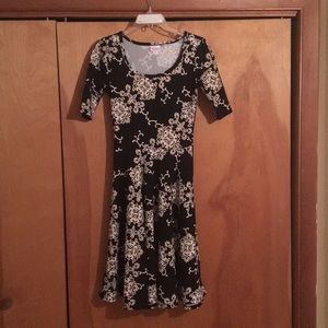 LuLaRoe Holiday Nicole Dress NWOT Size XS